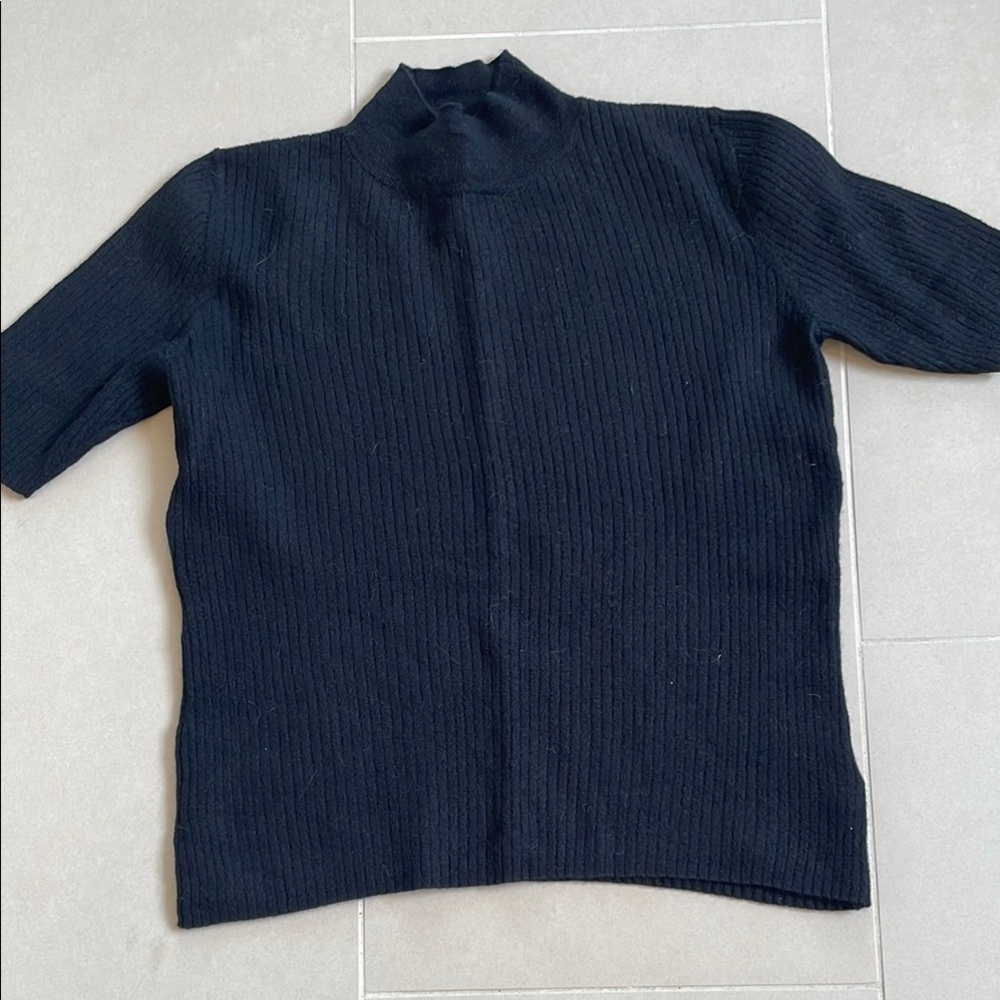 Ribbed Mock Neck Short-SleeveTop Black